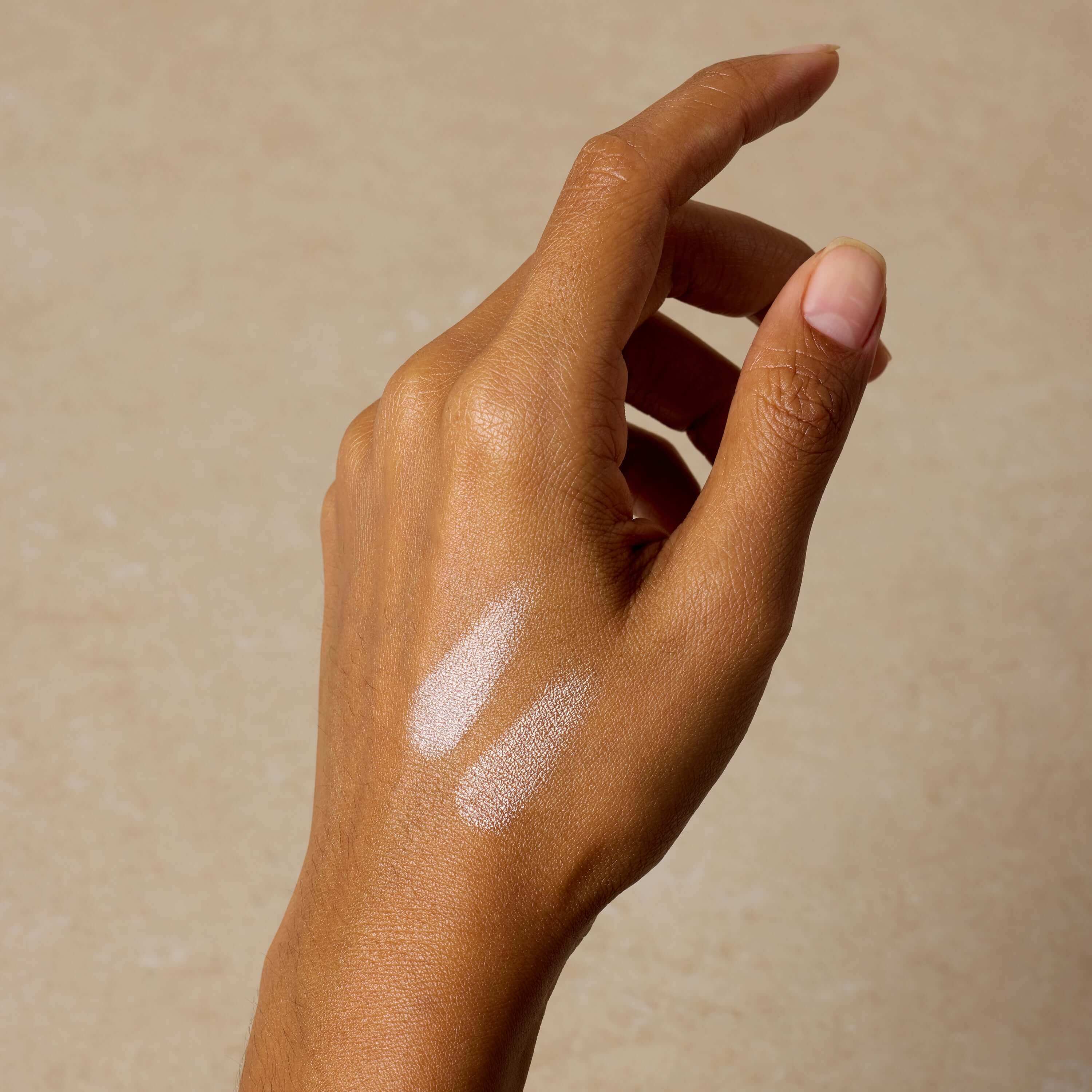 Cream Luminizer Pot - Image 5